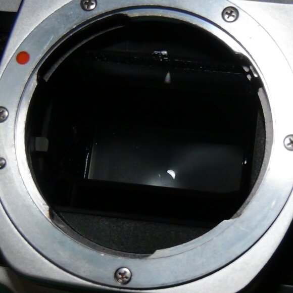 Pentax K1000 35mm SLR Camera Pentax 80mm Lens De-silvering In View Finder, Alien - Picture 15 of 16